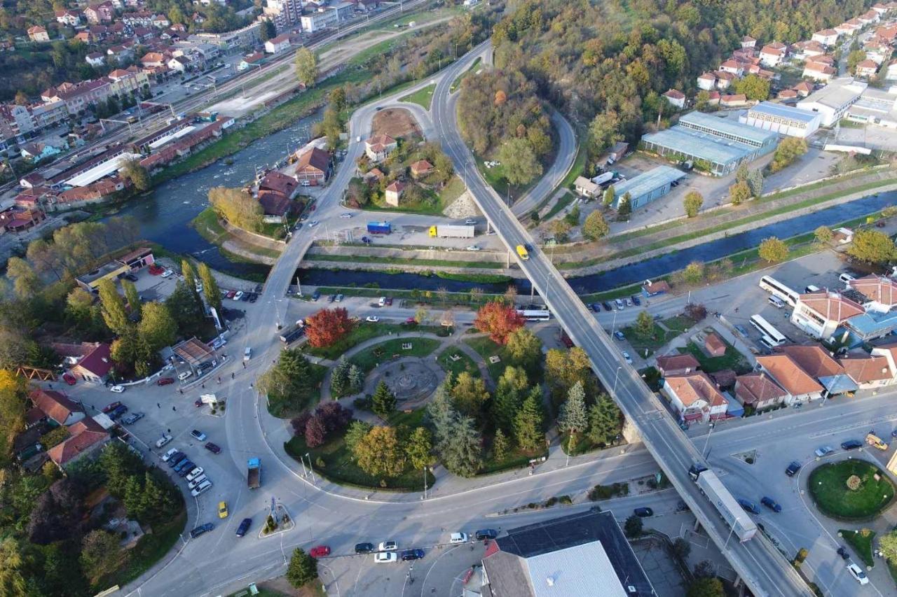 Apartmani Vrla Vladičin Han Eksteriør bilde
