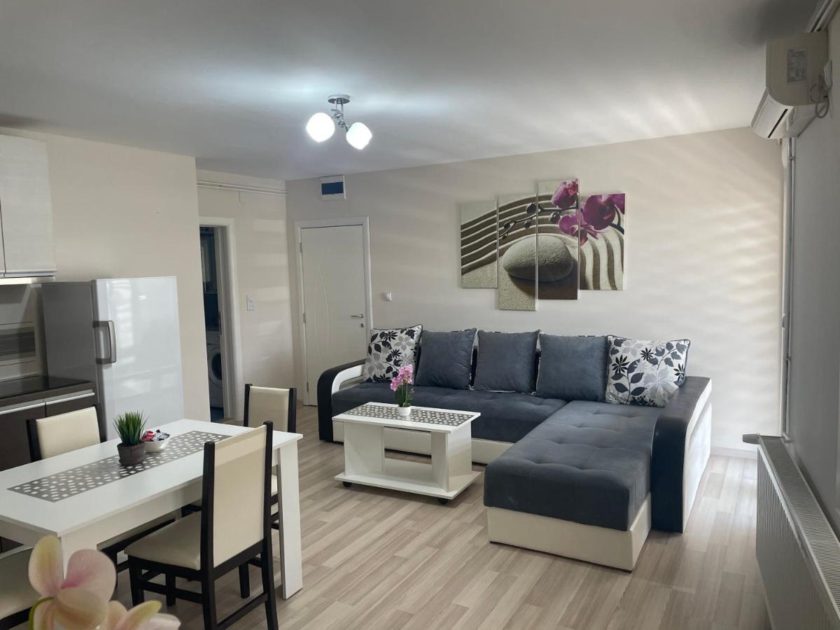 Apartmani Vrla Vladičin Han Eksteriør bilde