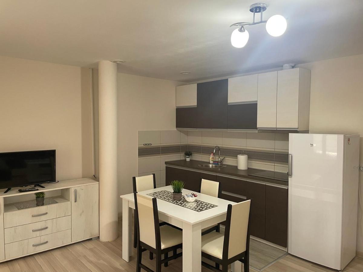 Apartmani Vrla Vladičin Han Eksteriør bilde