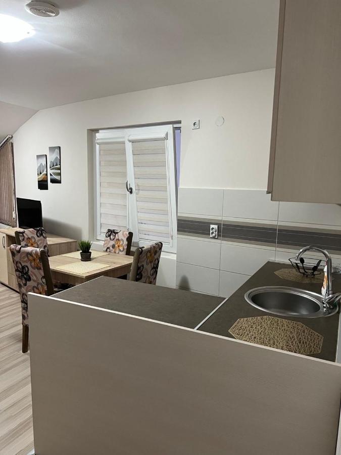 Apartmani Vrla Vladičin Han Eksteriør bilde