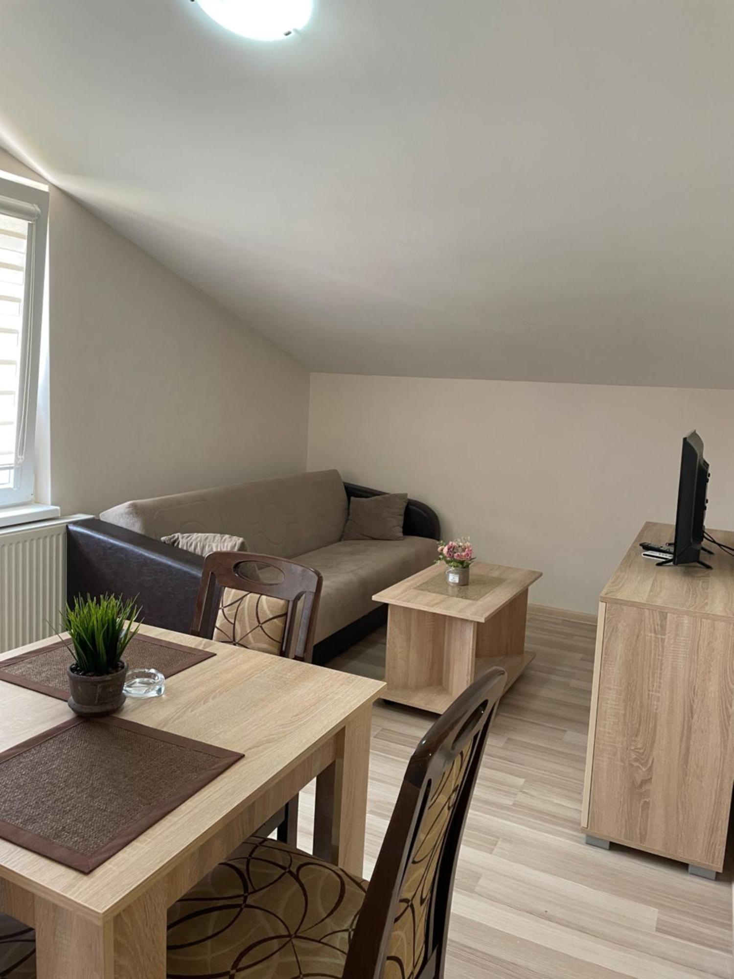 Apartmani Vrla Vladičin Han Eksteriør bilde